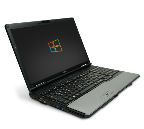 Fujitsu LifeBook E554 15,6 Zoll Full HD Laptop Notebook - Intel Core i5-4210U 2x 1,70 GHz